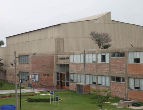 PUCP: Cambio de coberturas y paneles laterales en la Facultad de Ingenieria Civil